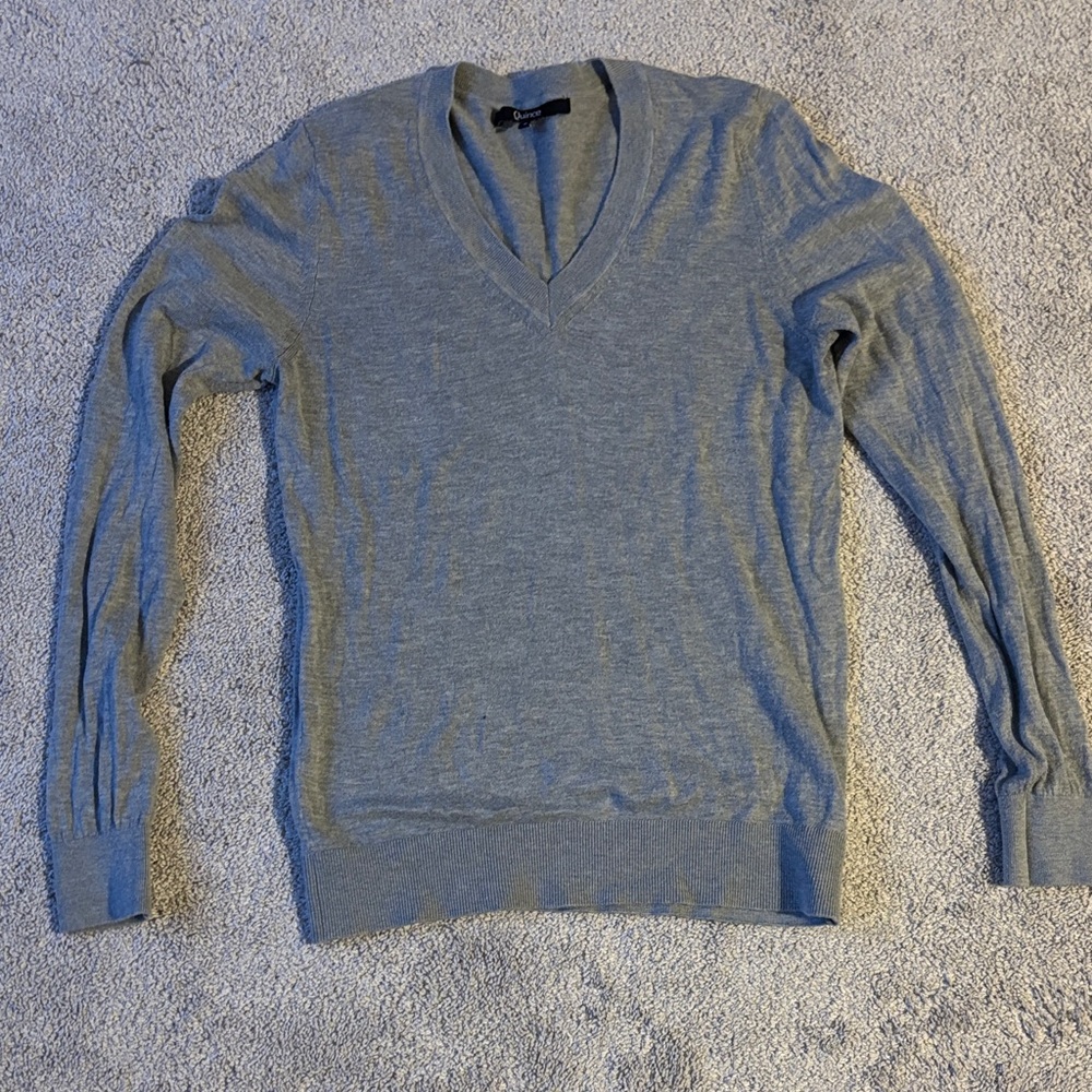 Quince cotton cashmere v-neck sweater